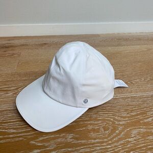 lululemon athletica Fast and Free Running Hat - Brand New!  Ladies Size S/M